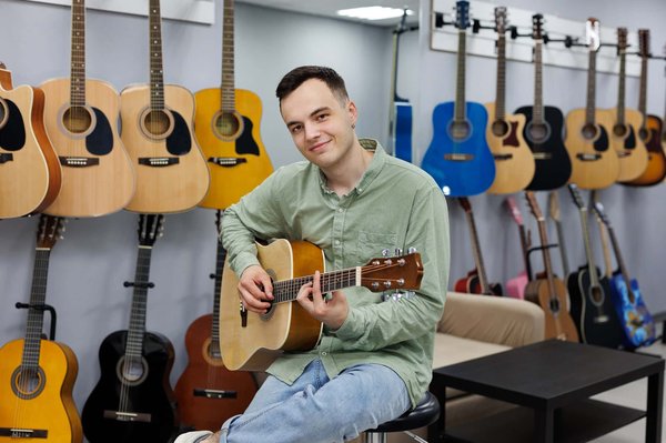Pourquoi investir un instrument dans un magasin de musique en Haute-Savoie?