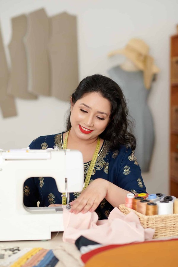 Comment évaluer l'expertise d'une couturière pour vos créations personnalisées