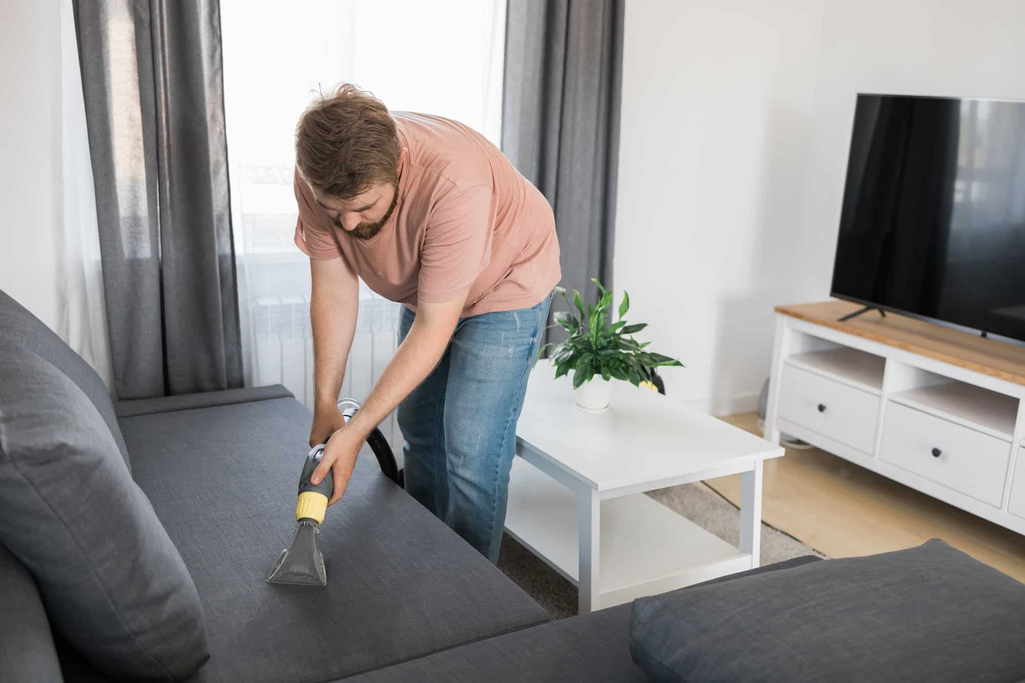 Entretien des canapés d’angle : Astuces de nettoyage